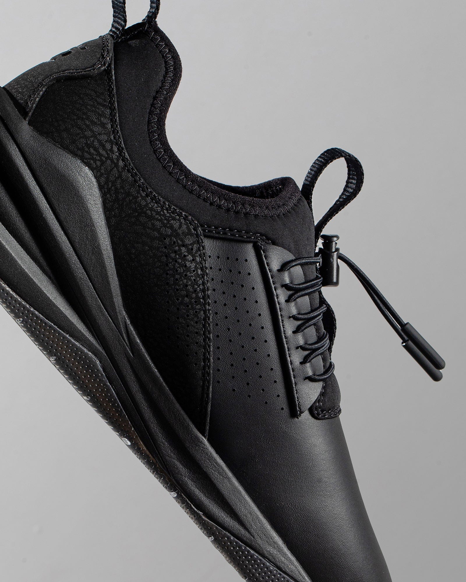 Classic - All Black