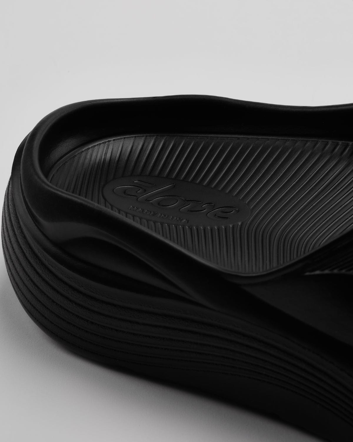 sc-recovery-slide-black_Heel_Area_Zoomed_In