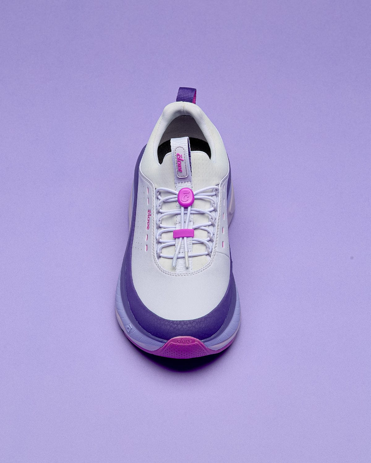 forte-2-lilac-violet_Laces_Front_View_Purple_Background_Clarino_Material
